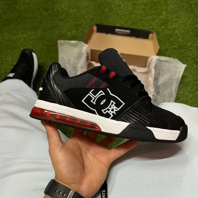 Dc Shoes Versatile Black/White/Athletic Red Bwa