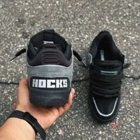Hocks Bold Carbon