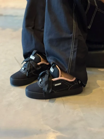 Hocks Flat Core Dark Mauvee