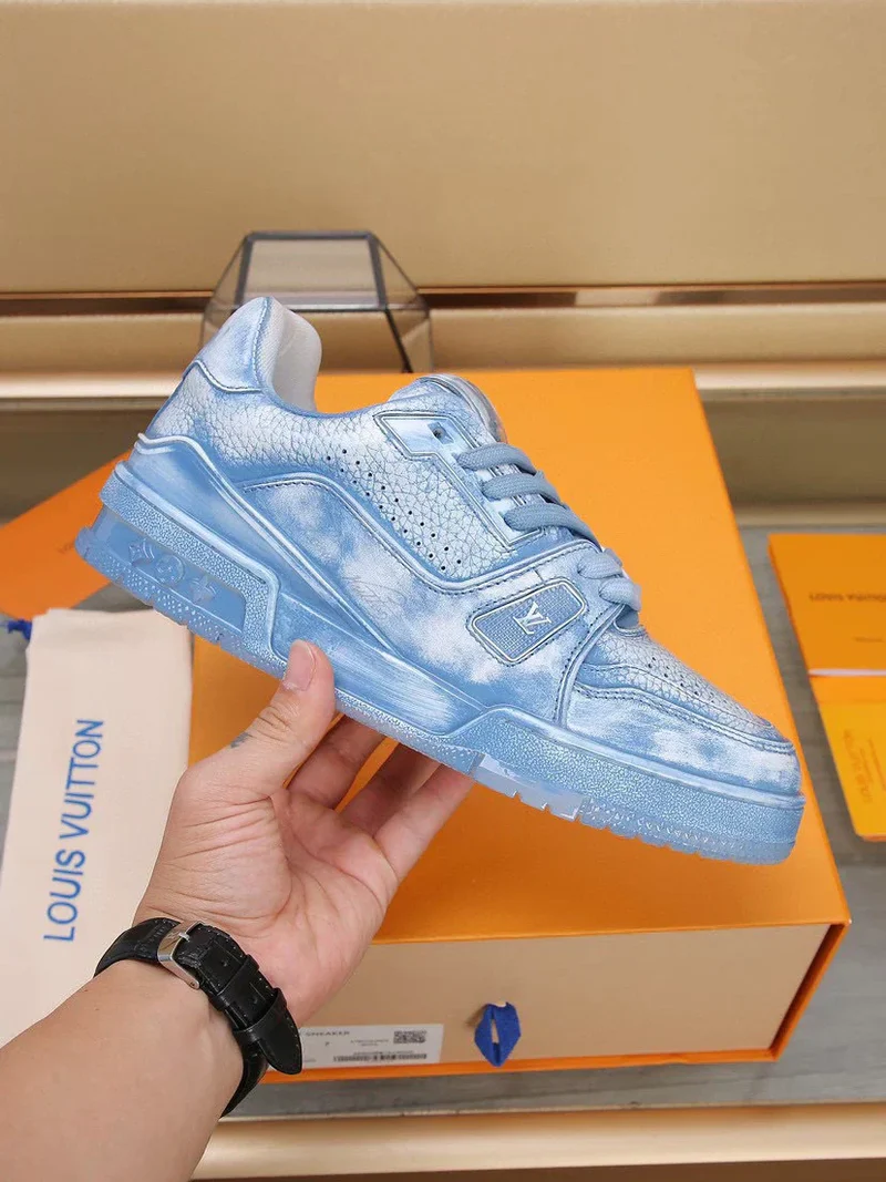 LV *Trainer - Blue Custom