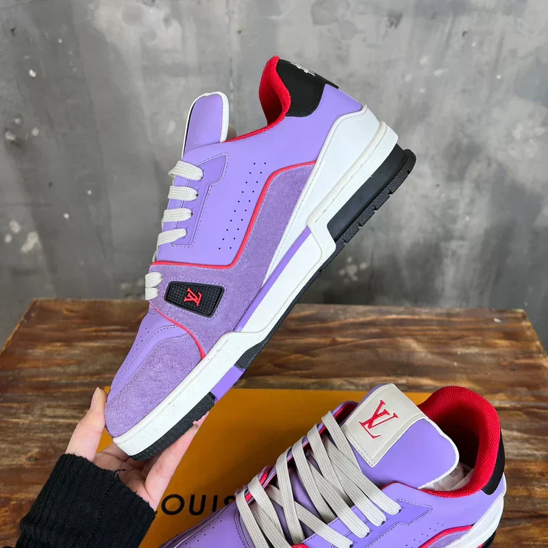 LV *Trainer