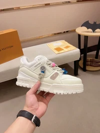 LV *Trainer Maxi - White