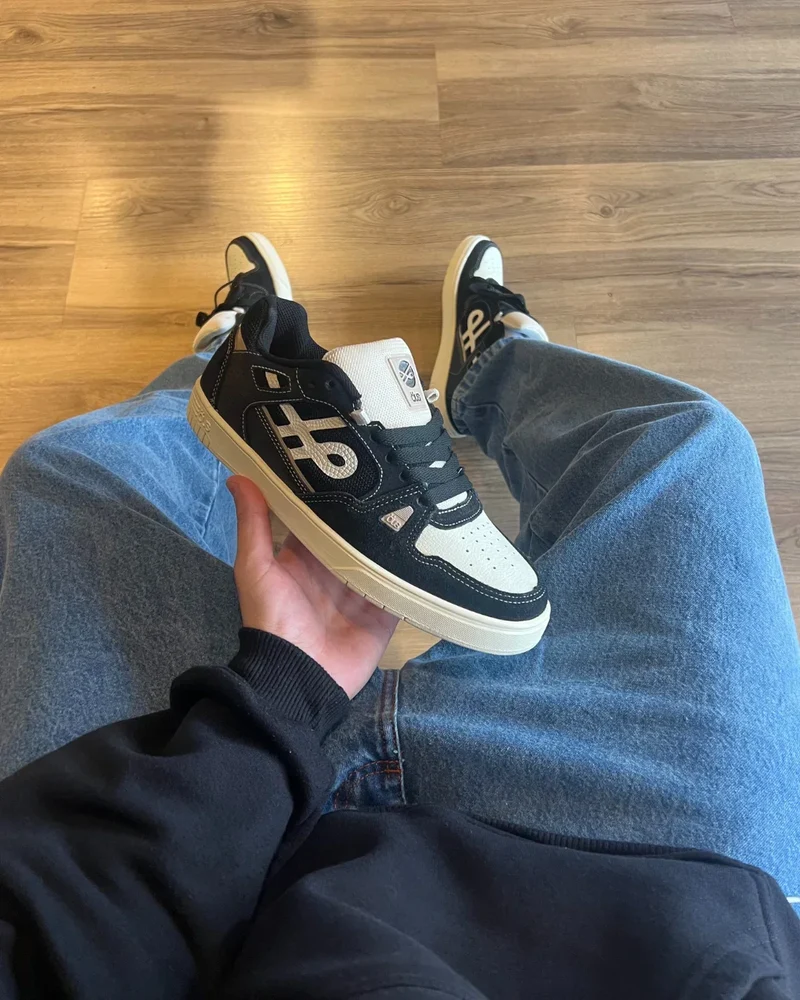 Öus 2K Preto Chantilly 2 Essencial