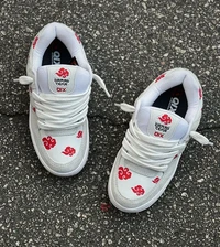 Qix Skate x Damascena 90s OG Branco