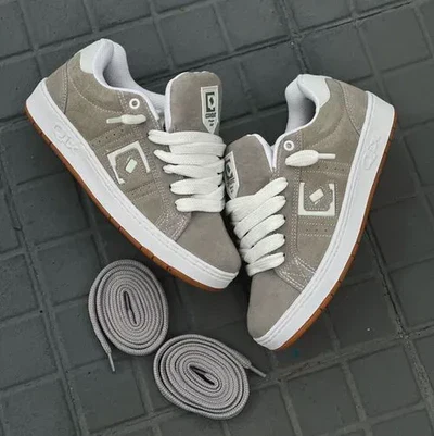 Qix Combat Suede Cinza/Branco