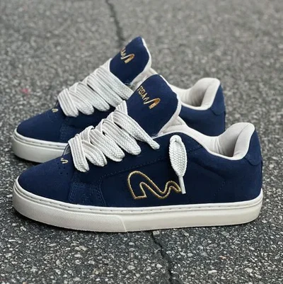 Tesla Hertz Navy Gold