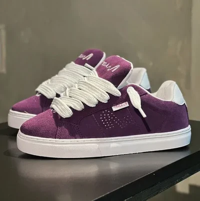 Tesla Hertz Purple Camurça