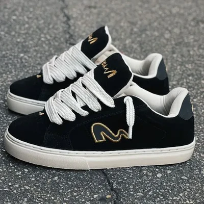 Tesla Hertz Black Gold