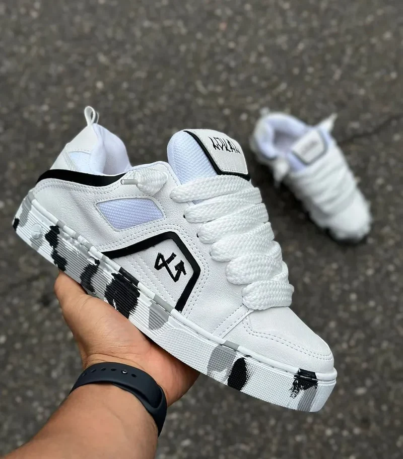 Tesla x Lokal Big Branco Camuflado