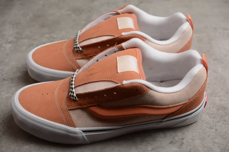 Vans Knu Skool