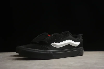 Vans Knu Skool Black
