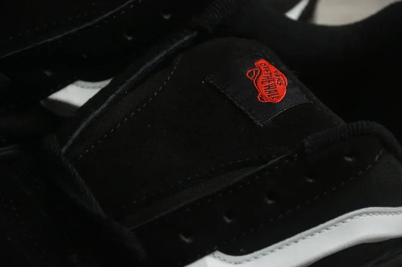 Vans Knu Skool Black