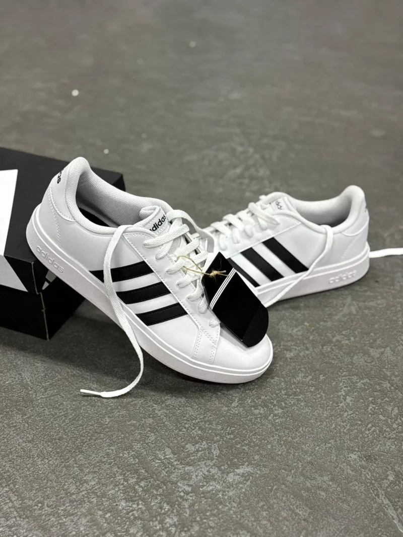 TÊNIS ADIDAS GRAND COURT 2.0 (BRANCO / PRETO)