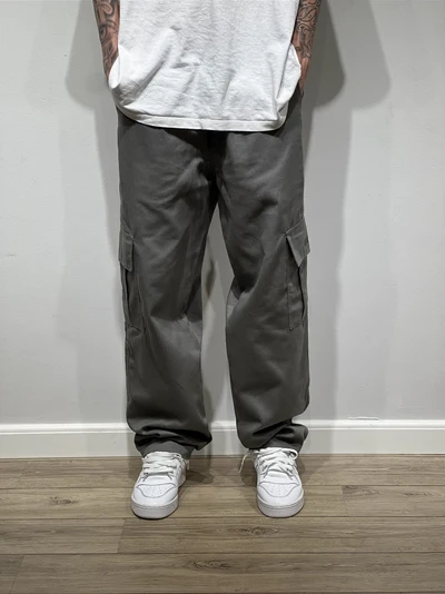 CALÇA CARGO CINZA (sarja premium)