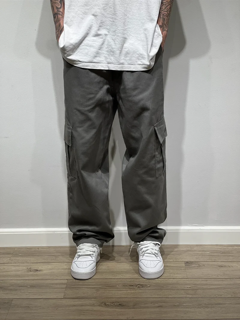 CALÇA CARGO CINZA (sarja premium)