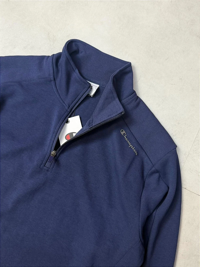 QUARTER ZIP CHAMPION MINI SCRIPT LOGO (azul marinho)