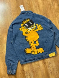 JAQUETA JEANS ENFIM x GARFIELD
